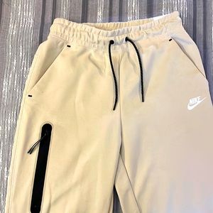 Nike joggers